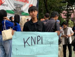 Aksi Berbagi Nasi Kotak, Cara KNPI Lampung dan RPL Implementasikan Nilai Hablumminannas