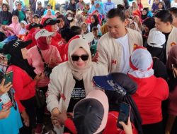 Caleg DPR RI Dari Partai Gerindra Kartika Sandra Desi Senam Sehat Bersama Masyarakat Merah Mata