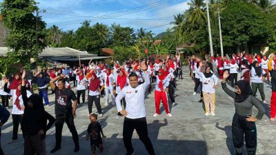 Relawan IM Ganjar Dan Relawan Ganjar Mahfud Lampung, Gelar Senam Sehat Bersama Ibu-Ibu di Desa Kunjir