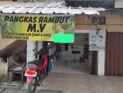 Gaet Simpati Masyarakat, Caleg PKB Adakan Potong Rambut Gratis