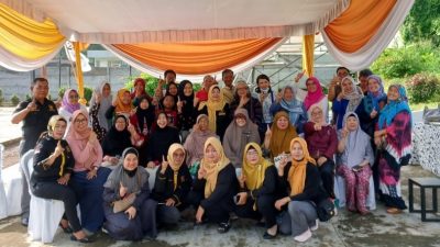 Caleg Ratna Willis Sales Sosialisasi dengan Warga Pusri Kebon Sirih