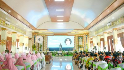Harlah 50 Tahun Diniyah Putri, Bupati Pesawaran Bangga dengan Yayasan yang Berkontribusi Memajukan Pesawaran
