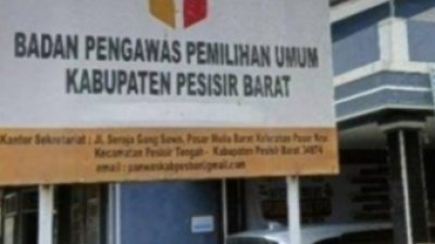PAW Panwascam Bengkunat BAWASLU Pesibar Lantik Anak Caleg DPRD Provinsi