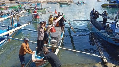 Pengamanan dan Pengawalan Logistik Pemilu 2024 Ke Pulau Pisang