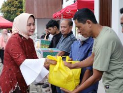 DWP Biro Adpim Pemprov Lampung Berbagi Takjil Gratis