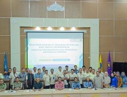 FKIP Unila Melatih Tenaga Kependidikan dalam Penggunaan APAR untuk Pencegahan Kebakaran