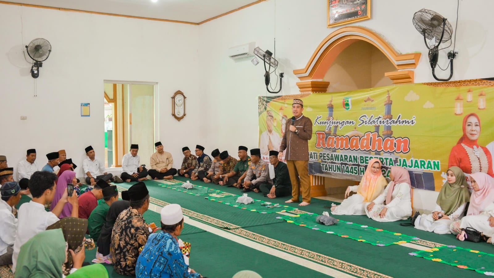 Silaturahmi Ramadhan. Bupati Pesawaran Sapa Masyarakat Kedondong dan Way Ratai