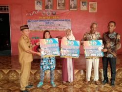 48 KPM Tiyuh Penumangan Terima BLT Dana Desa 