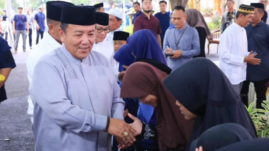 Arinal Djunaidi Safari Ramadan di Kota Metro