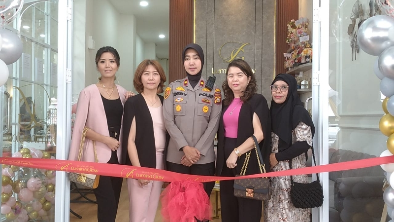 Cantik dari Ujung Rambut hingga Kaki di Klinik Pratama Lumina Glow