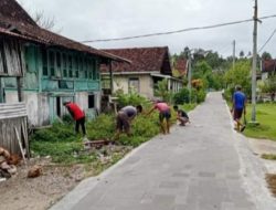 Pekon Labuhan Pulau Pisang Berbenah Jelang Ramadan
