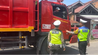 Polda Sumsel Tindak 327 Truk Besar Pelanggar SKB