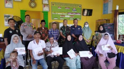 Peratin Marozi Kucurkan BLT-DD Pekon Way Sindi Utara