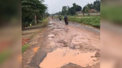 Jalan Rusak: Kado Ultah ke-25 Lampung Timur