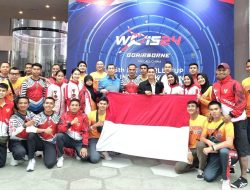 Hari Kartini: Polwan Brimob Polri Juara 2 Skydiving Asia