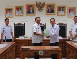 Bupati Pesibar Beri Hibah Tanah ke Pemprov Lampung