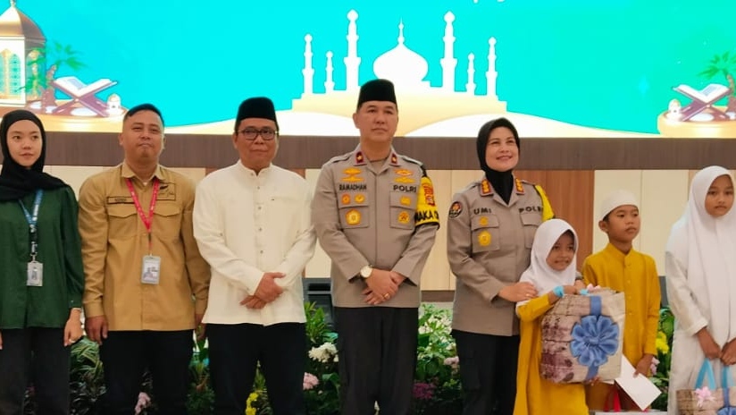 Polda Lampung Buka Puasa Bersama Anak Yatim dan Media