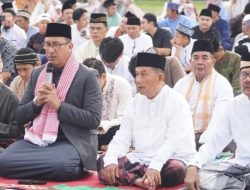 Bupati Pesibar: Idul Fitri Momen Pererat Ukhuwah Islamiyah