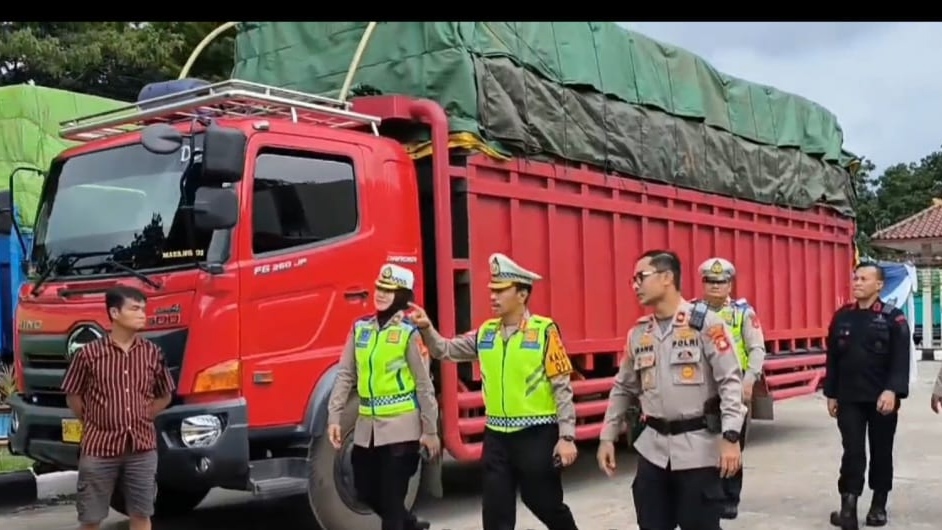 Penegakan SKB: 80 Kendaraan Sumbu 3 Ditahan di Palembang