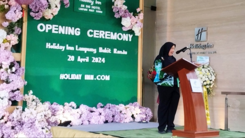 Eva Dwiana Resmikan Hotel Holiday Inn Lampung Bukit Randu