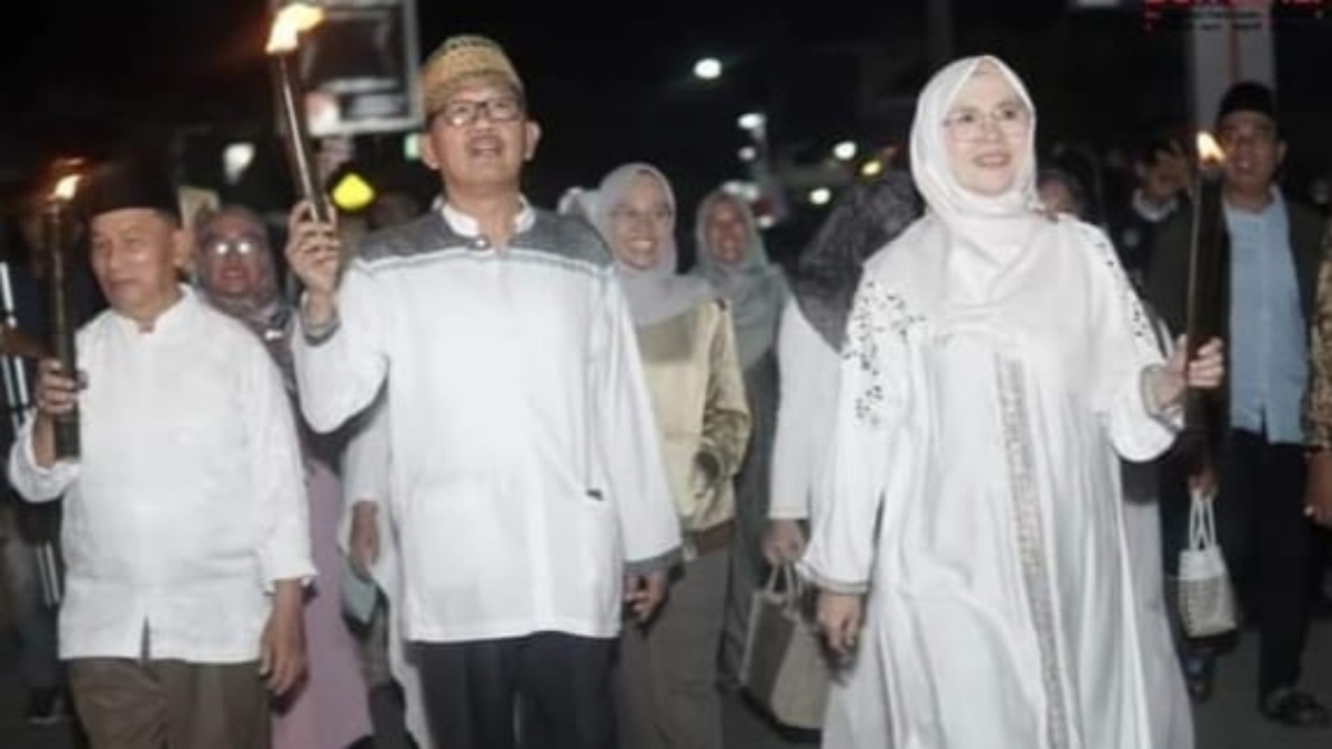 Merawat Tradisi: Memalam Pitu Likokh di Pesibar