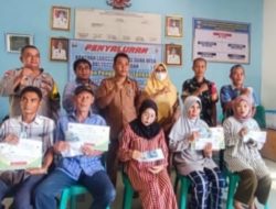 10 KPM Pekon Karya Penggawa V Tengah Terima BLT-DD