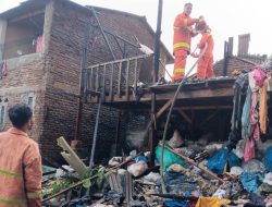 Korek Api Mainan Cucu Ludeskan Rumah di Telukbetung Timur