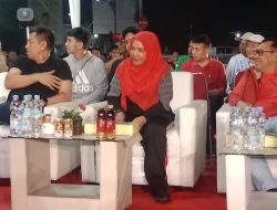 Nobar Epic: Eva Dwiana Beri Semangat dan Hadiah Spektakuler