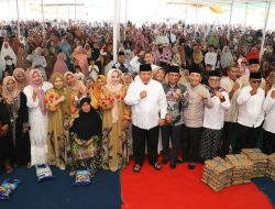 Arinal Djunaidi-Riana Sari Hadiri Pengajian Akbar di Tanggamus