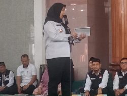 Eva Dwiana Beri Bantuan Spesial untuk CJH Bandarlampung