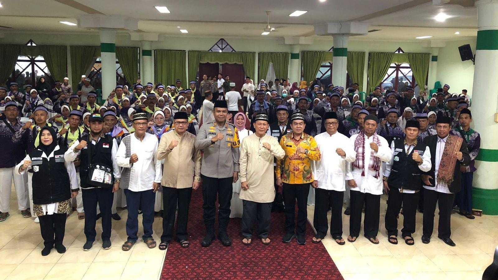 Tulang Bawang Kirim 369 Jemaah ke Tanah Suci