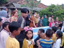 Fun Game Milenial Iqbal Ardiansyah Meriahkan Warga Tanjung Raya