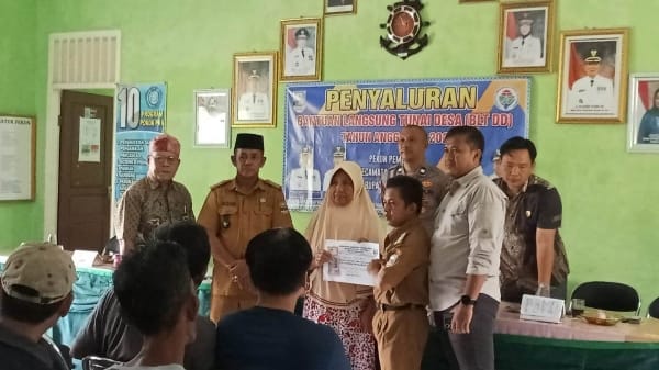 27 KPM Pekon Pemerihan Pesisir Barat Terima BLT-DD