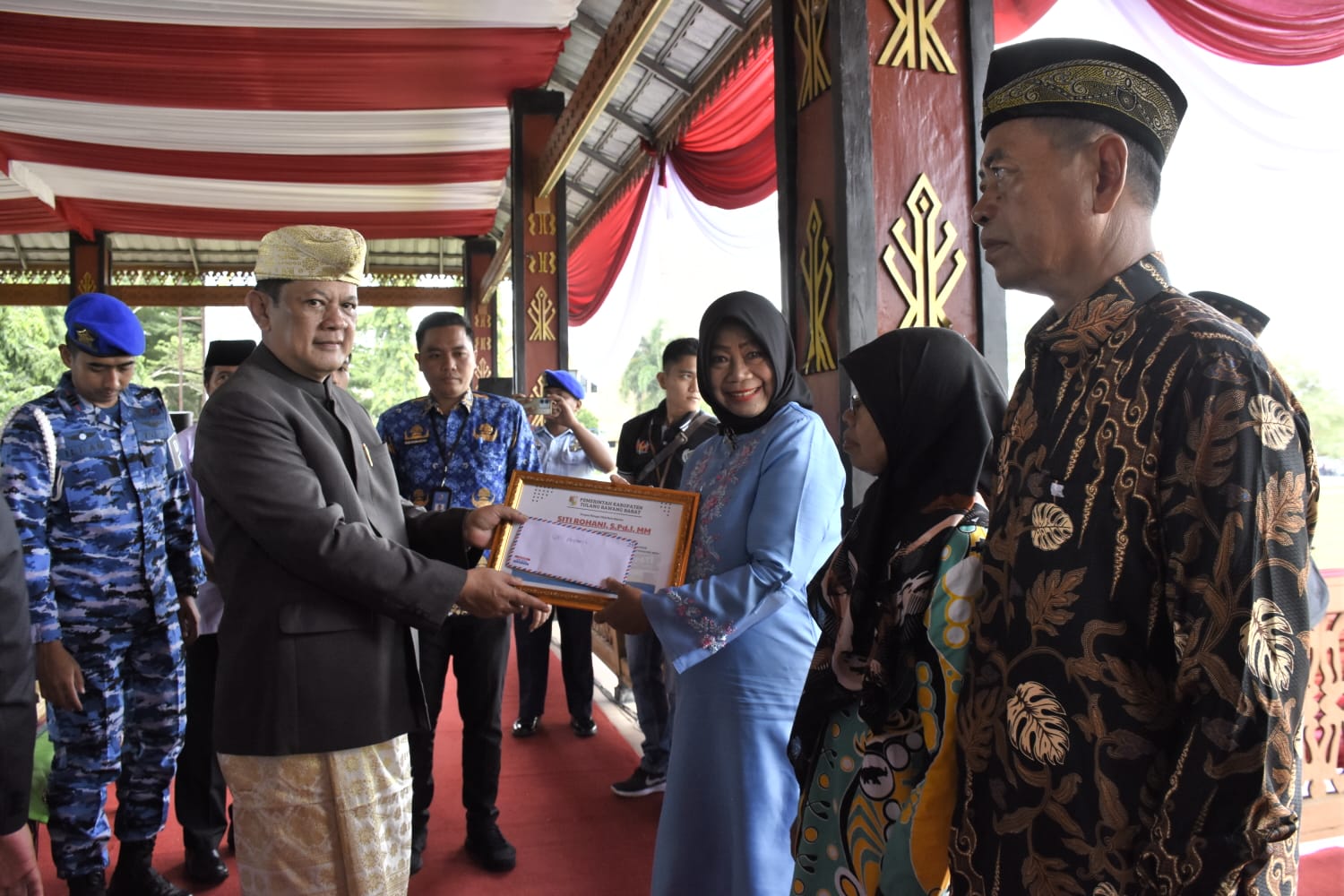 Pj Bupati Tubaba Ajak Semangat Gotong Royong dalam Pendidikan