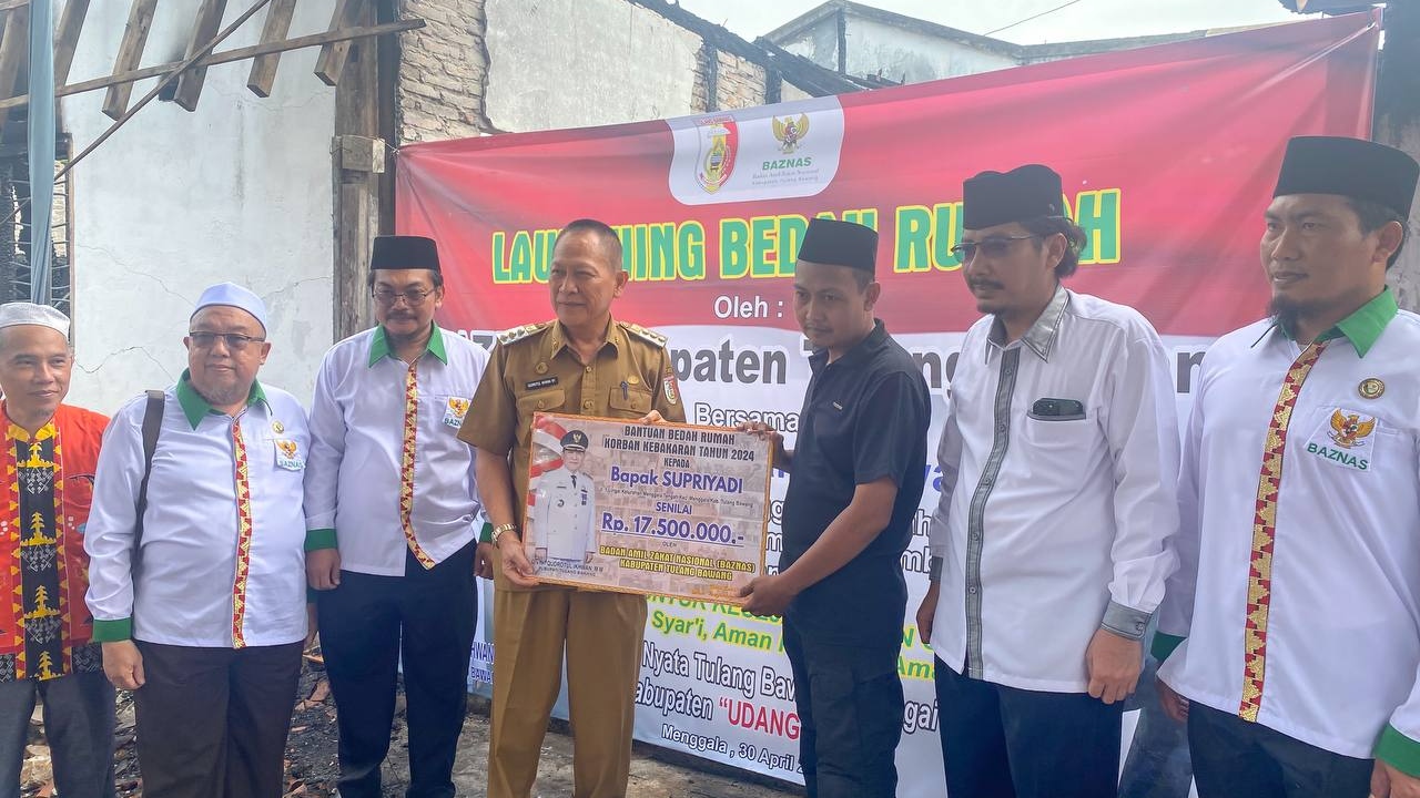 Pemkab Tulang Bawang Bedah Rumah Korban Kebakaran 