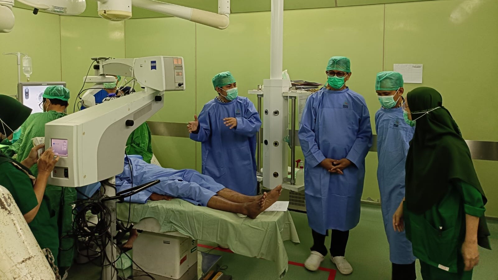 Kementerian Sosial Gelar Operasi Katarak Massal di Palembang