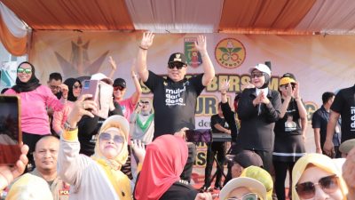Gubernur Arinal Djunaidi Senam Bersama Masyarakat Lampung Utara