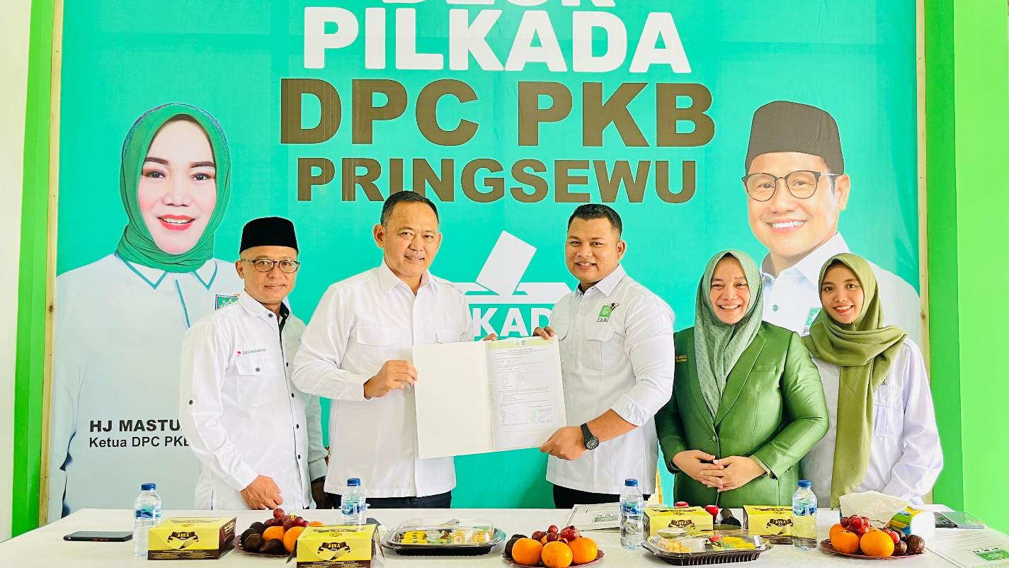 Dibantu Rumah Gibran, Fauzi Serahkan Berkas Pencalonan ke PKB Pringsewu