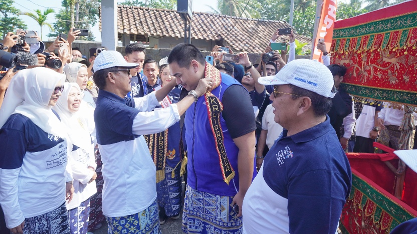 Pembukaan WSL Krui Pro 2024: Pesibar Jadi Pusat Perhatian Dunia