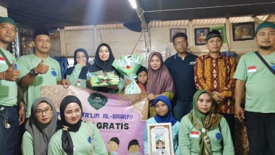 Peduli Sesama, Majelis Taklim Al Baraya Gelar Khitan Gratis dan Bagikan Al Quran