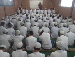 Rutan Krui Berbagi Kebahagiaan Idul Adha