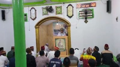 Dang Ike Sampaikan Khutbah Idul Adha Penuh Makna di Masjid Al Tasjan