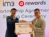 IM3 dan AirAsia rewards Sediakan eSim dan Data Roaming untuk Traveler