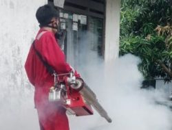 Tim Bandarlampung Bahagia Bersinergi dengan Warga Cegah DBD di Kelapa Tiga