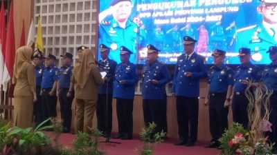 Eva Dwiana Kukuhkan Pengurus DPD APKARI Lampung