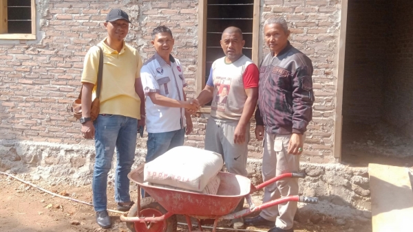 HUT Bhayangkara, KBPPPOLRI Resor Pesawaran Terima Bantuan Bedah Rumah