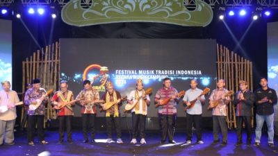 Pj Gubernur Lampung Buka Festival Musik Tradisi Indonesia 2024