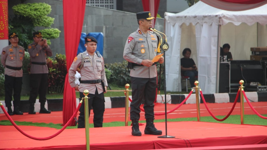 Polda Sumsel Gelar Upacara Kenaikan Pangkat 230 Personel