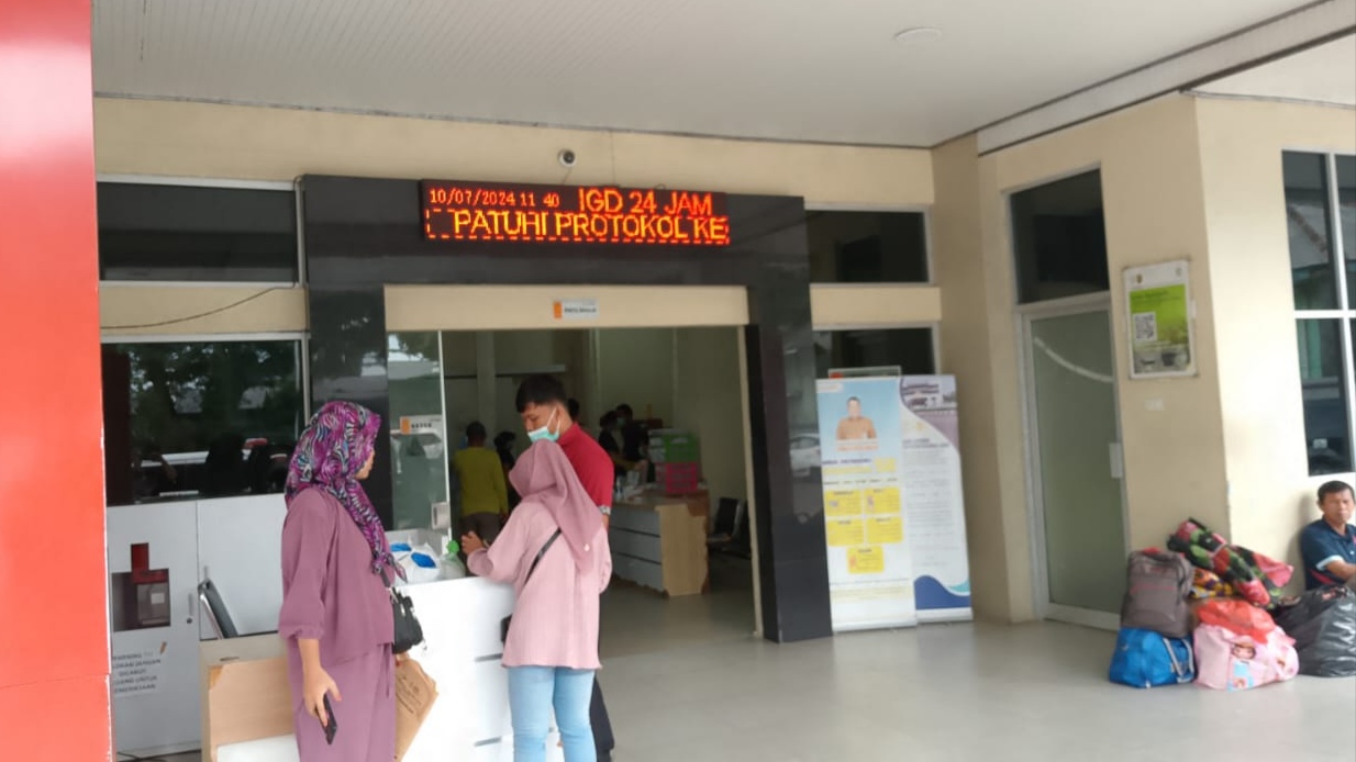 Direktur RSUD Abdul Moeloek Akui Kekurangan, Tapi Pasien Terus Telan Pil Pahit