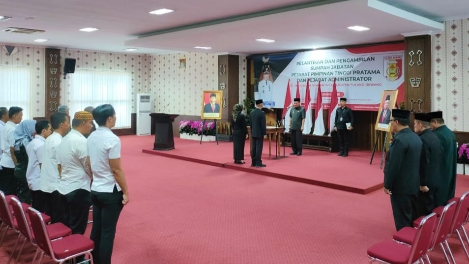 Dua Pejabat Tinggi Tulang Bawang Dilantik, Termasuk Kadis Kominfo
